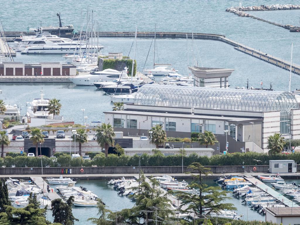 Guesthouse Il Grattacielo Sul Golfo ลาสเปเซีย ภายนอก รูปภาพ