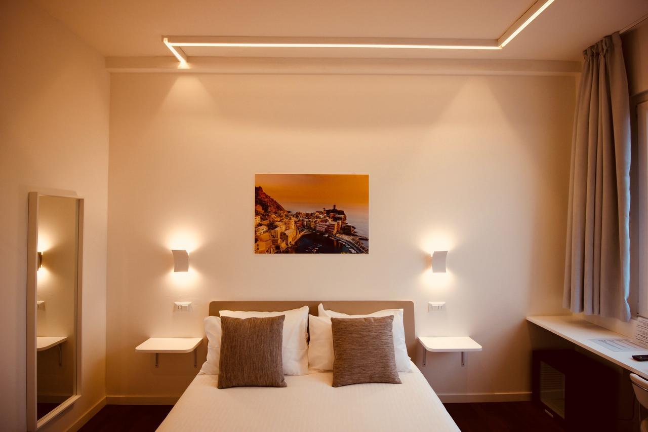 Guesthouse Il Grattacielo Sul Golfo ลาสเปเซีย ภายนอก รูปภาพ