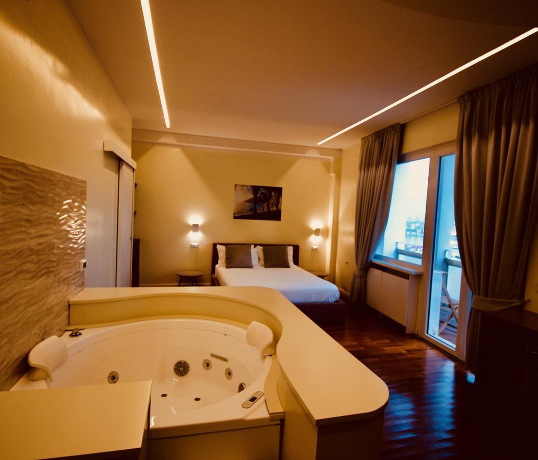 Guesthouse Il Grattacielo Sul Golfo ลาสเปเซีย ภายนอก รูปภาพ