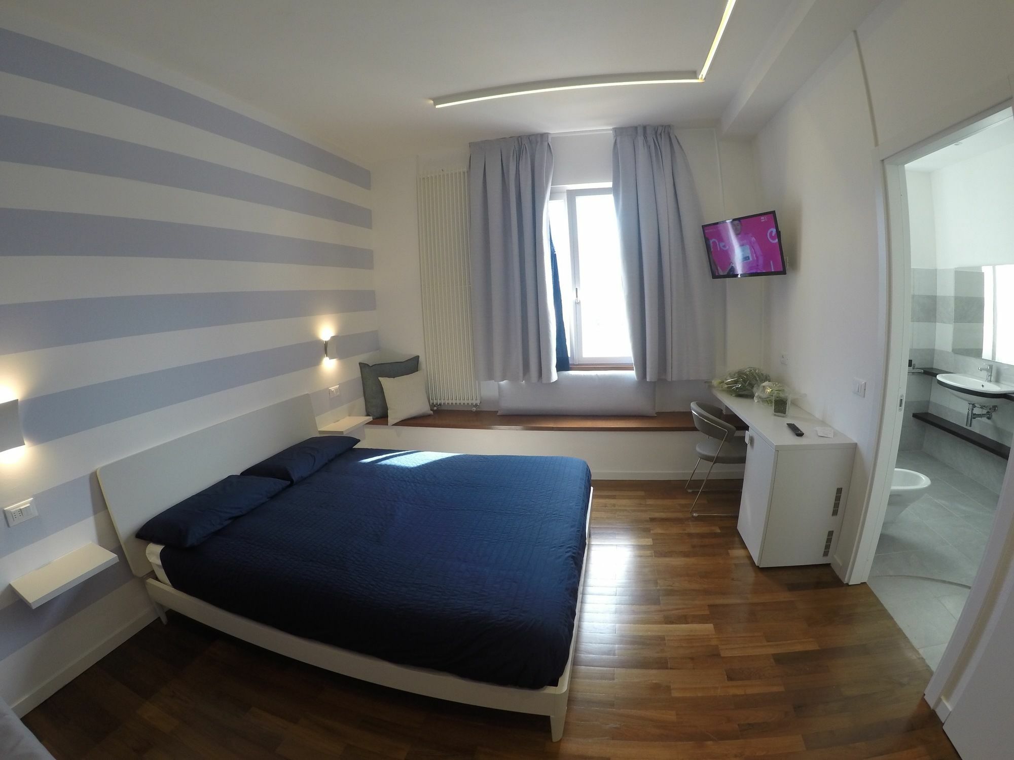 Guesthouse Il Grattacielo Sul Golfo ลาสเปเซีย ภายนอก รูปภาพ