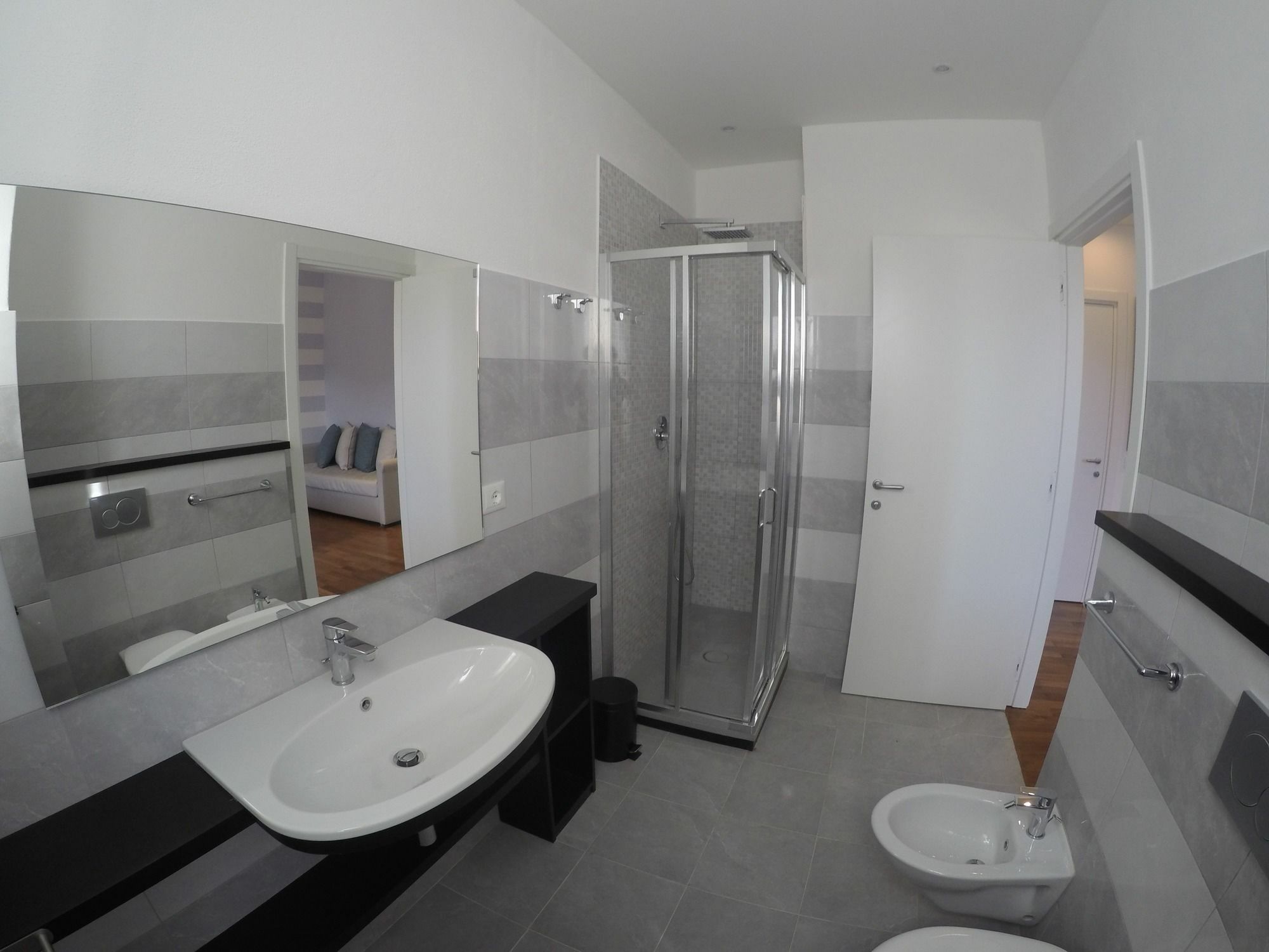 Guesthouse Il Grattacielo Sul Golfo ลาสเปเซีย ภายนอก รูปภาพ