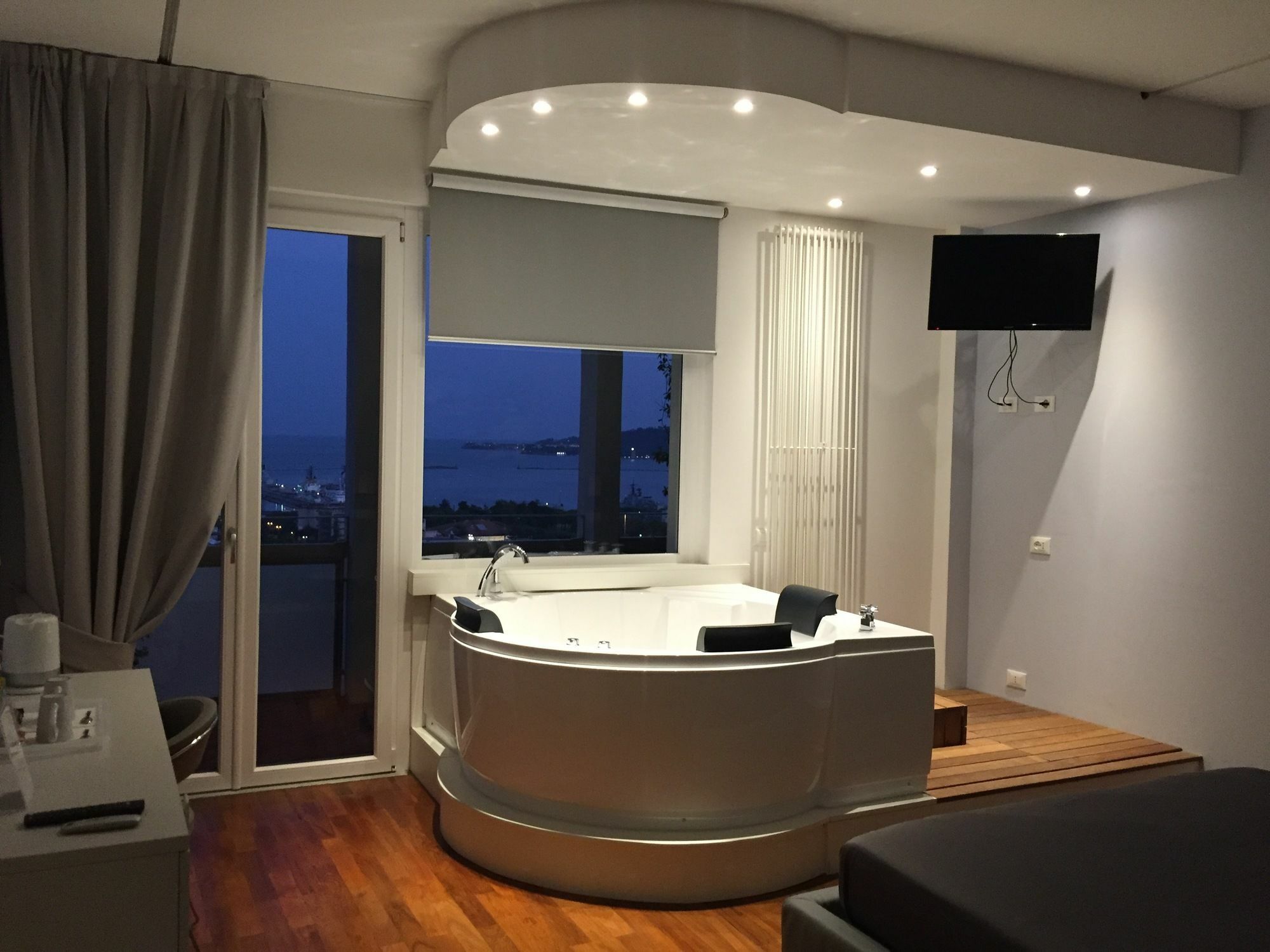 Guesthouse Il Grattacielo Sul Golfo ลาสเปเซีย ภายนอก รูปภาพ